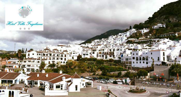 ¡Descubre Frigiliana en pareja! 2 o 3 Noches + Visita Guiada de 90min al Casco Antiguo