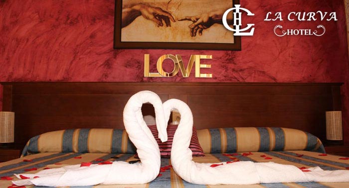 ¡Escapada romántica a Granada! 2 Noches + Detalle de Bienvenida en Hotel La Curva