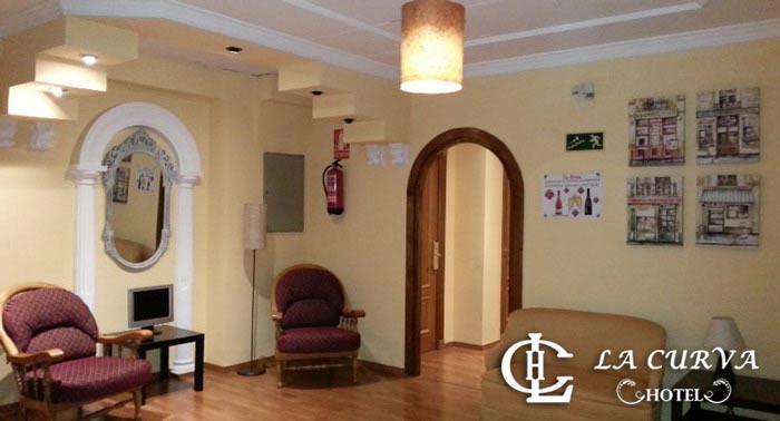 ¡Escapada romántica a Granada! 2 Noches + Detalle de Bienvenida en Hotel La Curva