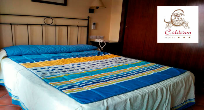 ¡Descubre Granada! Para 2 personas: 1 Noche + Desayuno Continental en Hotel Calderón