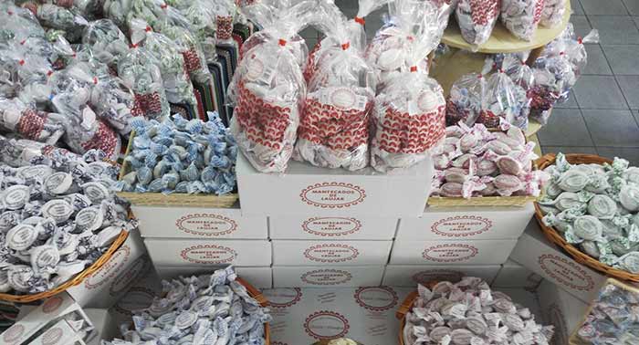 2 kg del auténtico sabor de la Tradición: Mantecados Artesanales Surtidos de Laujar de Andarax