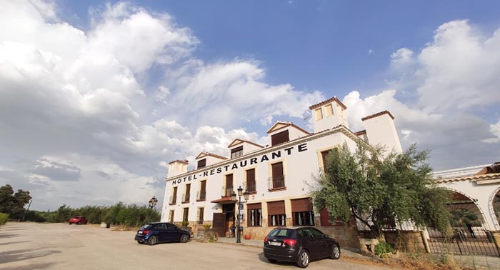 Desconecta en el Parque Natural de Cazorla con 1, 2 o 3 Noches de Hotel y Cena