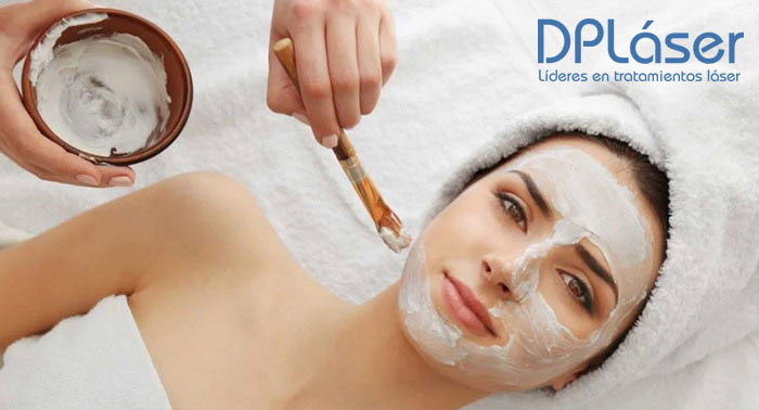 1 o 3 Sesiones de Peeling de Carbón Activo o Radiofrecuencia Facial Vela Smooth