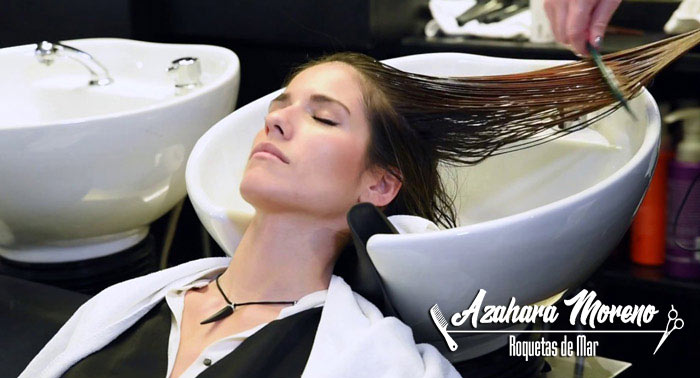 ¡Look natural! Mechas Balayage + Hidratación + Peinado en Peluquería Azahara Moreno