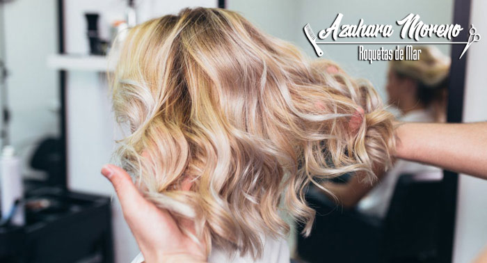 ¡Look natural! Mechas Balayage + Hidratación + Peinado en Peluquería Azahara Moreno