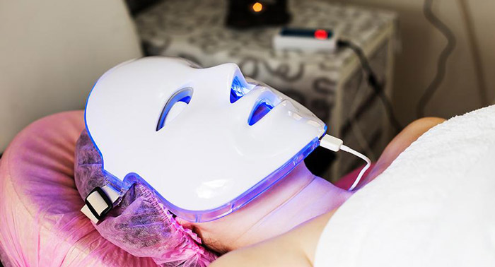 Descubre el Lifting sin cirugía con esta Radiofrecuencia Facial y Máscara LED 