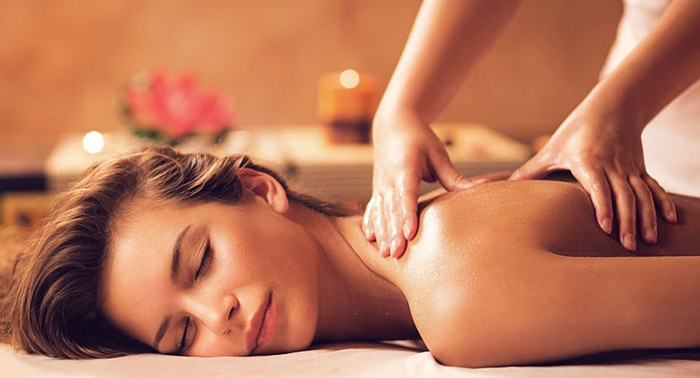 El mejor regalo: Peeling + masaje de chocolaterapia o Ritual de lujo de Natura Bissé