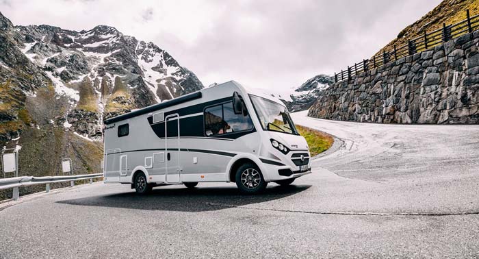 ¡Descubre una forma diferente de viajar! Alquiler de Autocaravana de 4 Plazas durante 4 Noches 