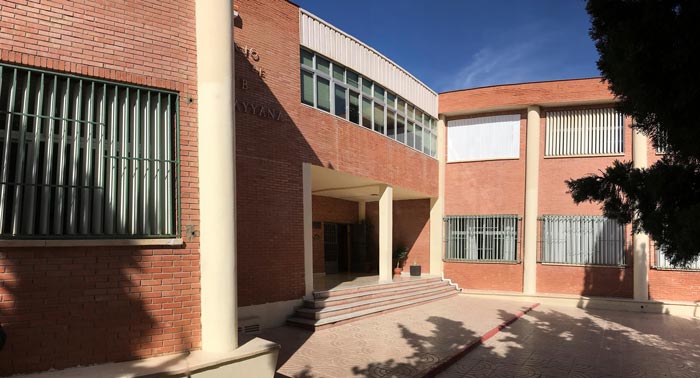 Ciclos Formativos: Técnico Cuidados Auxiliares Enfermería, o G Superior Técnico Educ. Infantil