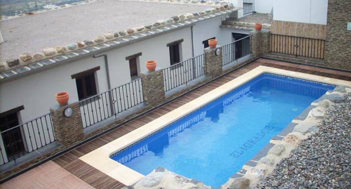 ¡Descubre Bérchules! Para 2 personas: 1 Noche + Desayuno o MP + Visita a Finca y Ganadería