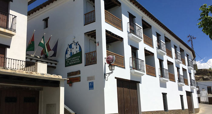 ¡Descubre Bérchules! Para 2 personas: 1 Noche + Desayuno o MP + Visita a Finca y Ganadería