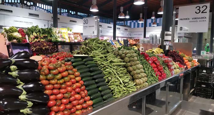 Variedad de frutas y verduras con este combo de Frutas y Verduras Manuel Mora Mercado Central
