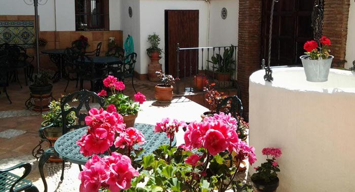 ¡Regala aventura! 1 o 2 Noches en Habitación Doble + Entradas para El Caminito del Rey 