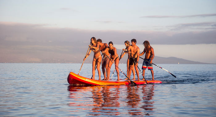 Diversión en el Lago Victoria de Almerimar: Clase de Remo o Big Paddle surf