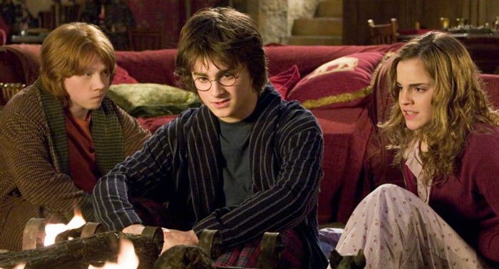 Espectáculo único en Almería: Teatro Interactivo con Escape Room de Harry Potter 4h con comida 