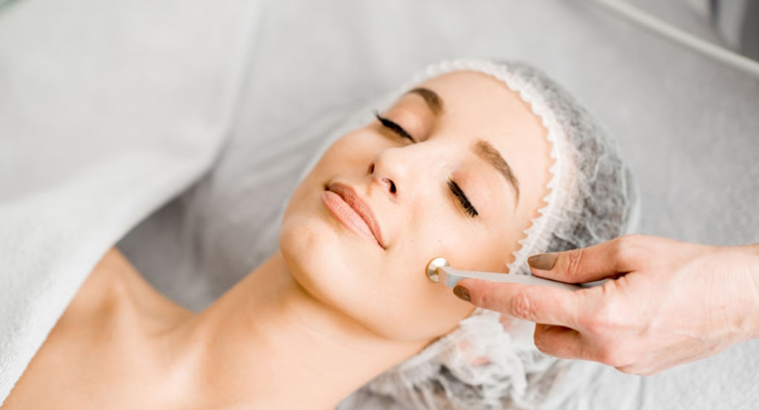 ¡Consigue un rostro impecable! Tratamiento de Higiene Facial Deluxe en Estética Borbalán