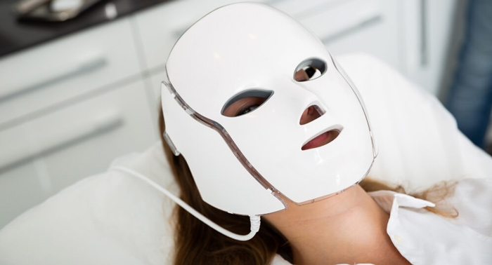 El último milagro en medicina estética: Terapia Fotobiodinámica Facial + Peeling médico