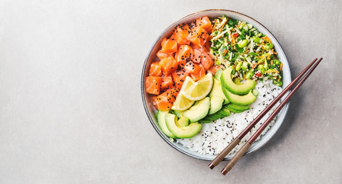 ¡Deliciosa experiencia! 2 Poke Bowl + 2 Bebidas + 1 Postre en Defontina & Uva Almerimar