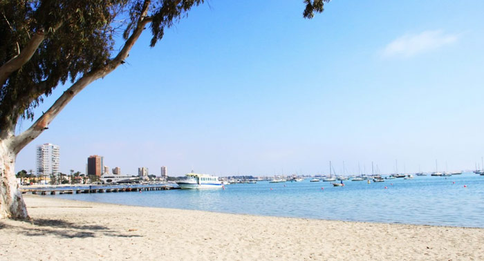 Escapada para 2 personas al Mar Menor: Alojamiento + Desayuno y opción a Media Pensión