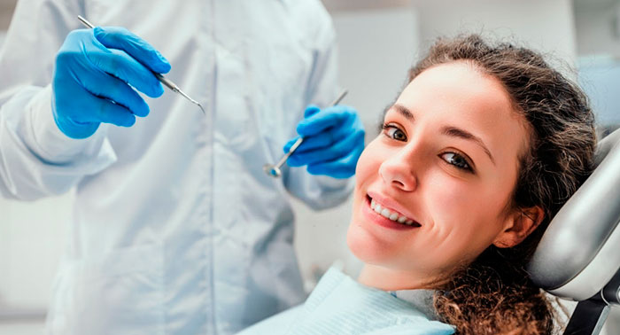 Lucirás una sana y bonita sonrisa gracias a este Completo Pack de Limpieza Dental 