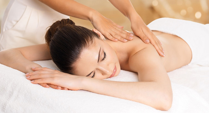 ¡Puro relax! Peeling corporal + Masaje con vinoterapia + Envoltura de Vino