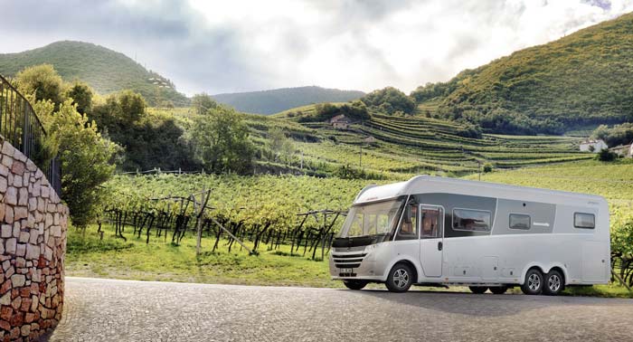 ¡Descubre una forma diferente de viajar! Alquiler de Autocaravana de 4 Plazas durante 3 Noches 