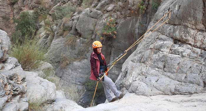Saborea la aventura y la adrenalina con la jornada de Barranquismo en Los Mármoles o Albuñol