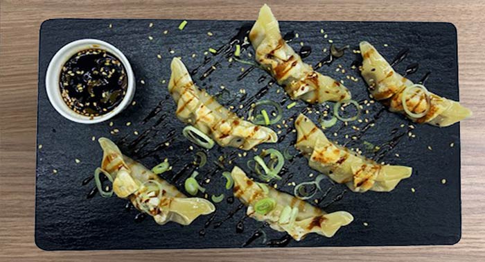 ¡Sabores con vistas panorámicas! 1 Entrante + 1 Principal + 2 Bebidas La Cuarta Planta