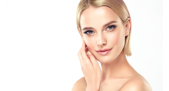 Regálate este Tratamiento Facial de Lifting Facial Sin Cirugía en Goya Medicina Estética