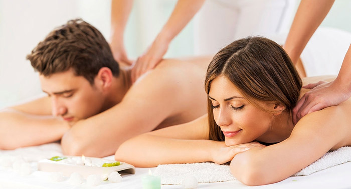 Masaje Relajante de 45 min con aceites esenciales y aromaterapia de Natura Bissé. ¡Puro relax!