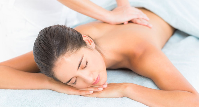 Disfruta del auténtico relax: Masaje Drenante + Aromaterapia con opción a Tratamiento Indiba