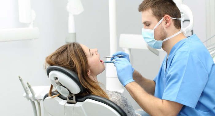 Pon tu mejor sonrisa con esta Limpieza Dental y Revisión en la Clínica Almeridental