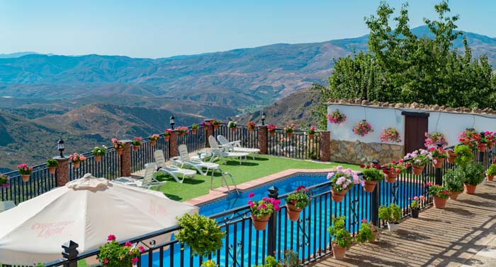 ¡Regala Pura naturaleza! Para 2 o 4 personas: 2 Noches en Casa Rural en Alpujarra de la Sierra
