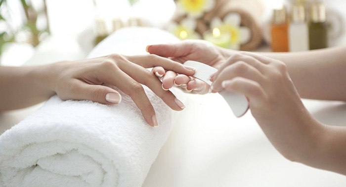 ¡Luce manos bonitas! Manicura con Esmaltado Semipermanente en Princes Nails