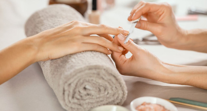 Luce unas Uñas Espectaculares con esta Manicura Acrílica en Lolita Nails