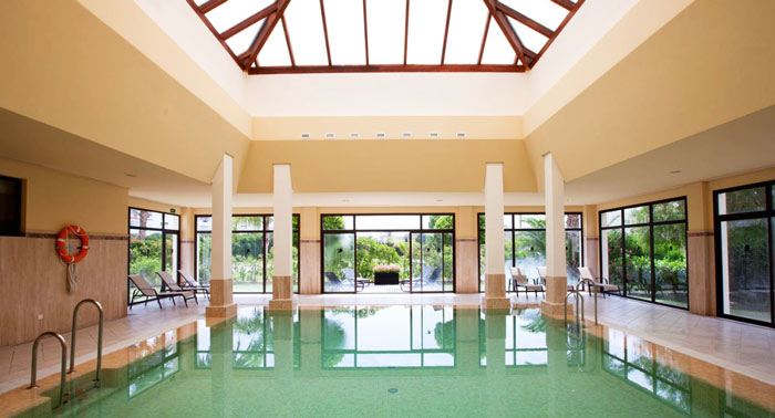 Spa en Playa Granada Club Resort + Opción a Masaje + Cena: ¡Planazo de 10!