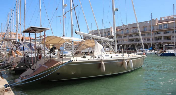 ¡Experiencia única! Hasta para 12pax: Ruta en Velero 1h 30min + Fotos + Bebida + Baño