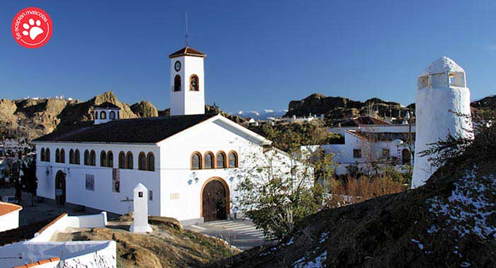 ¡Enamórate de Guadix! 1 Noche + Almuerzo o Cena en Hotel Mulhacén