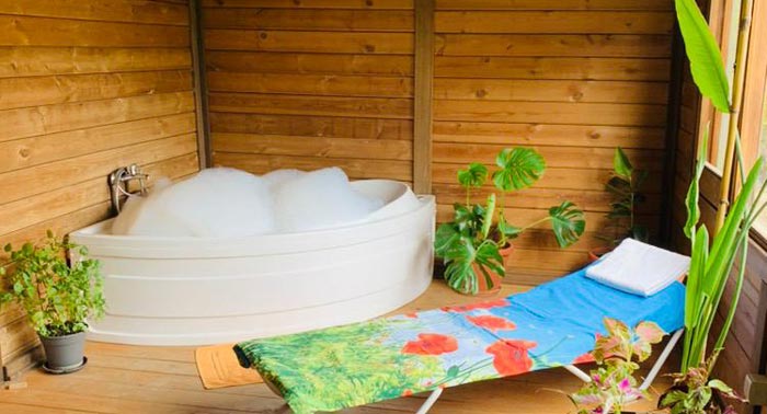 Regala una escapada rural romántica a La Alpujarra: Alojamiento + Sesión Sauna y Jacuzzi 