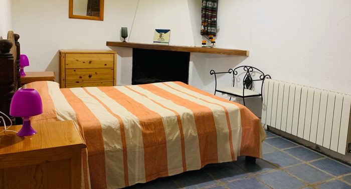 Regala una escapada rural romántica a La Alpujarra: Alojamiento + Sesión Sauna y Jacuzzi 
