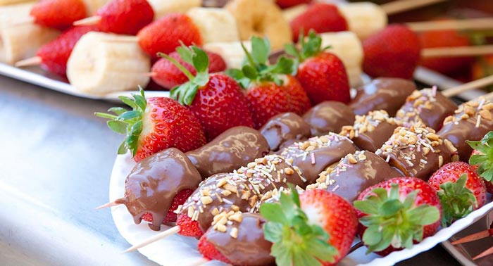 Relax en Pareja: Experiencias Hidrotermales + Masajes Holísticos + Cava + Fruta con Chocolate