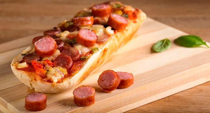 Menú para llevar: 2 Panninis + 2 Piezas de Bollería en 24Horas Regocijos