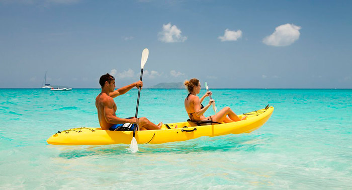 Un día de playa de 10! Para 2 personas: Alquiler Kayak durante 2 horas