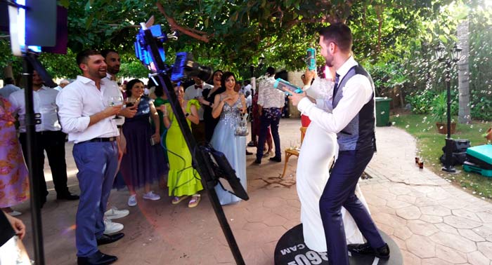 Recuerdo original y divertido para cualquier evento: Fotomatón o Cámara 360