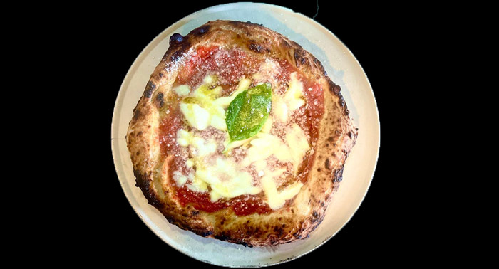 ¡Delicioso! Antipasto + Pasta o Pizza + Postre y 2 Bebidas en Scapricciatiello 2.0