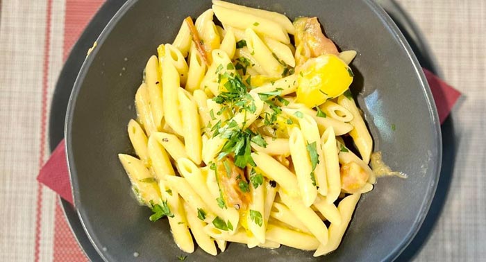 ¡Delicioso! Antipasto + Pasta o Pizza + Postre y 2 Bebidas en Scapricciatiello 2.0