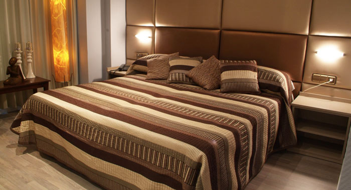 ¡Descubre Valencia en compañía! 1, 2 o 3 Noches + Desayuno Buffet en Hotel Benetússer