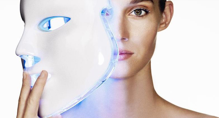 Limpieza facial con Punta de Diamante y Fototerapia LED + Tratamiento Eye Perfection
