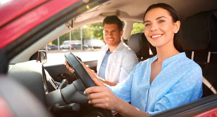 Este verano sácate el Carnet de Coche o Moto A2: Teórico + 2 Prácticas incluidas.