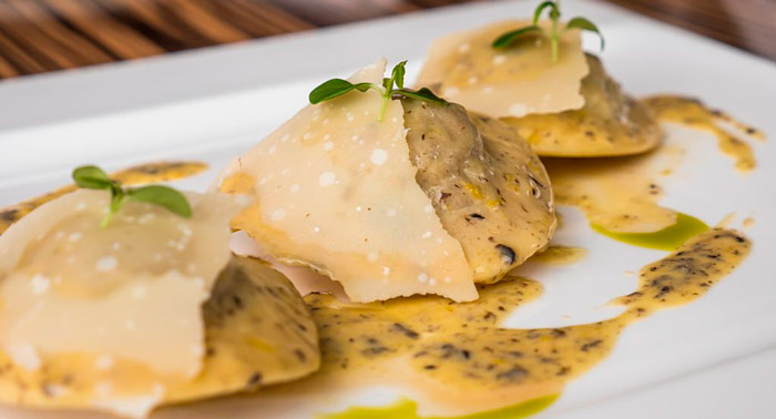 Menú Italiano para llevar o tomar: 1 Entrante + 2 Pastas + Botella Vino + Postre